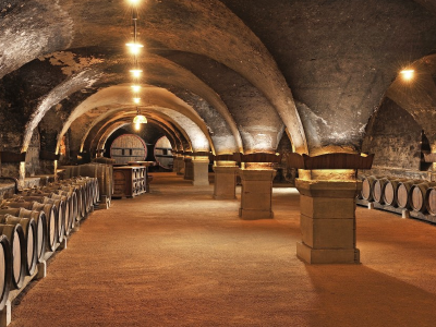 Caves de la croix Rochefort